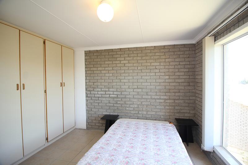 4 Bedroom Property for Sale in Hartenbos Heuwels Western Cape